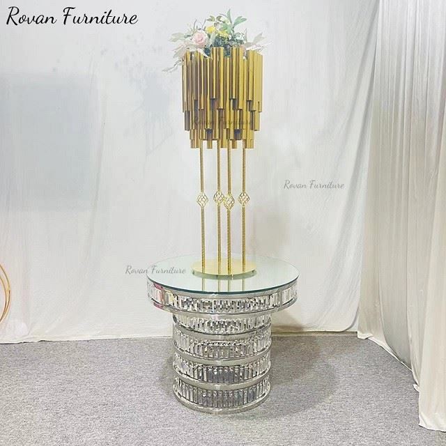 Wedding Silver Cake Table
